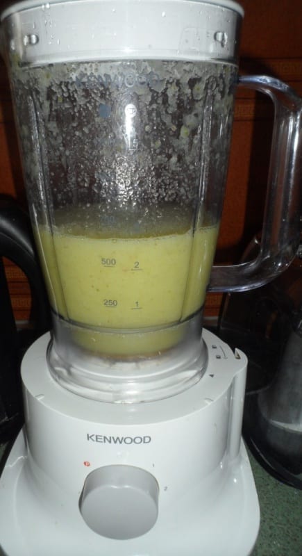 What’s in my delicious healthy smoothie today?